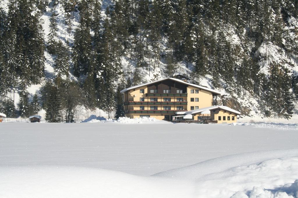 Schonauer Hof Hotel Bach  Bagian luar foto